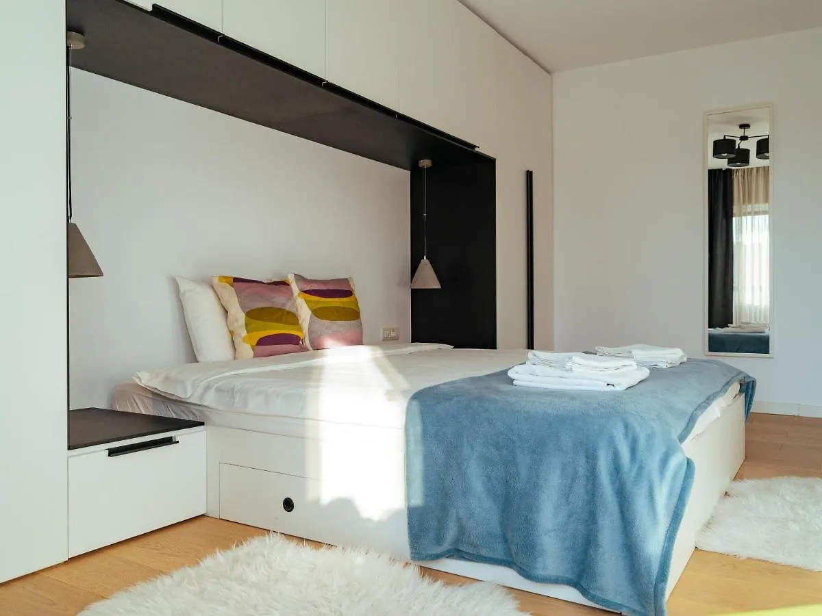 Central Modern Design Apartment Bucarest